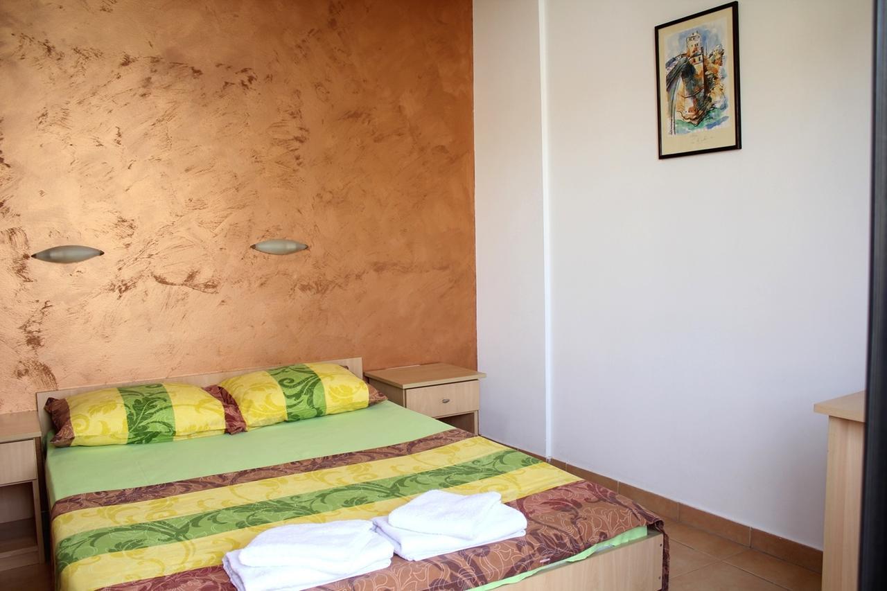 Apartments Mare Budva Habitación foto
